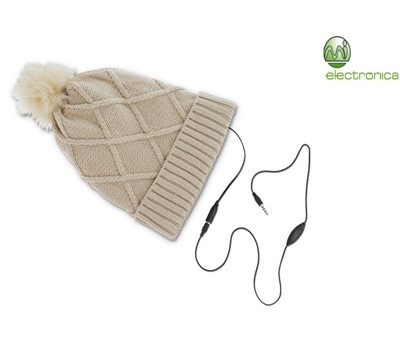 WINTER HAT ECRU DIAMONDS