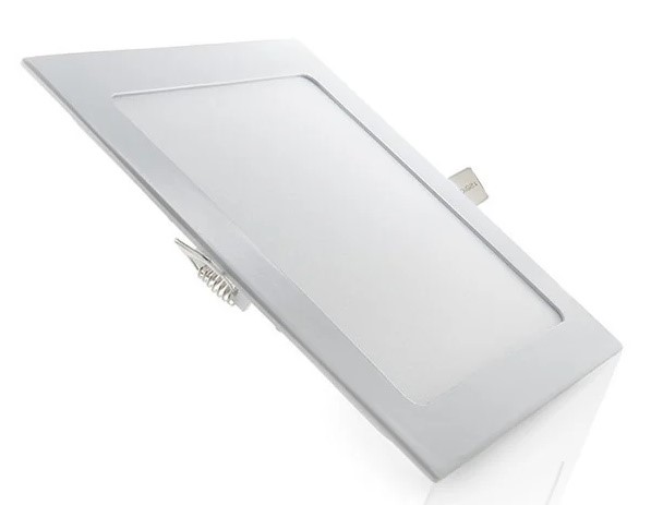mi8102031